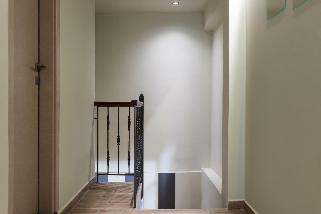 Modern City Center Maisonette ヨアニナ エクステリア 写真